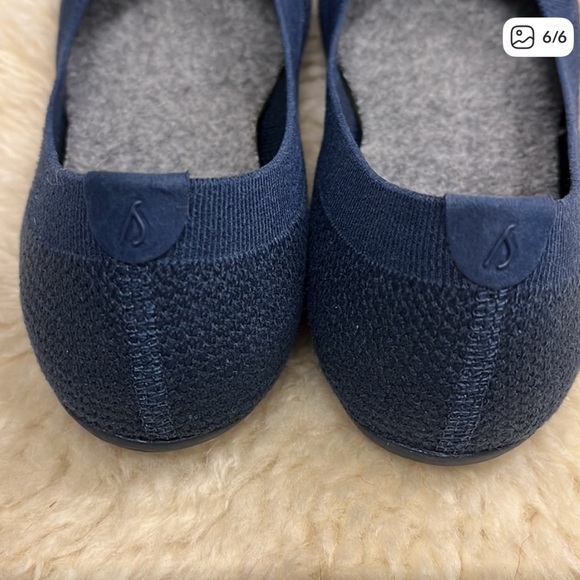 AllBirds Navy Woven Flats 7.5 - Picture 6 of 6